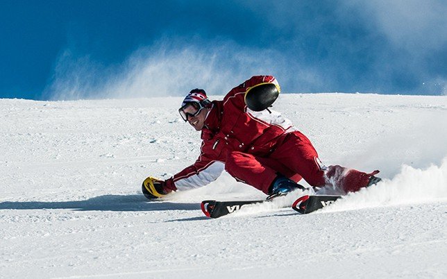 Wintersport; black@white media; Imagefilm und Videoproduktion aus München; Skifahrer